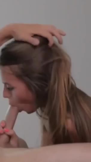 Net Video Girls : Blowjob and Teen Brunette clips