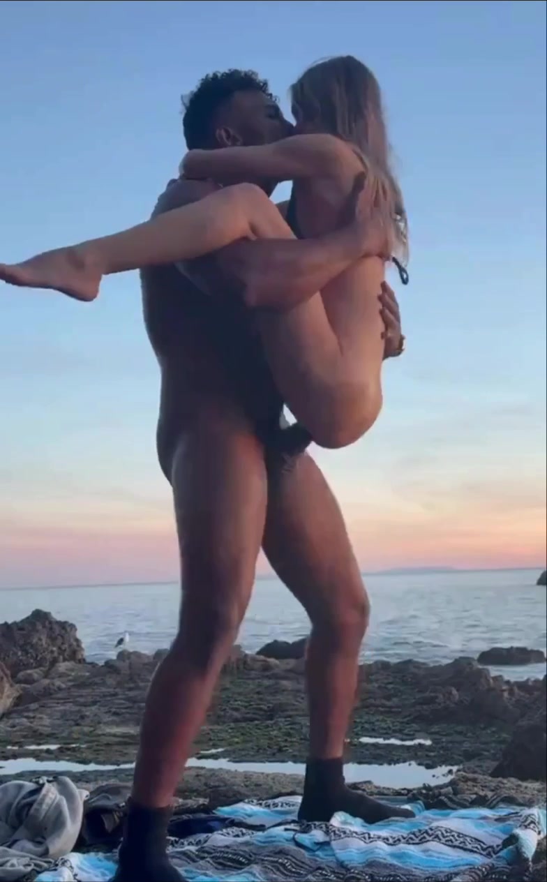 Xxx film hd Lifted Vaginal and Leaked Interracial