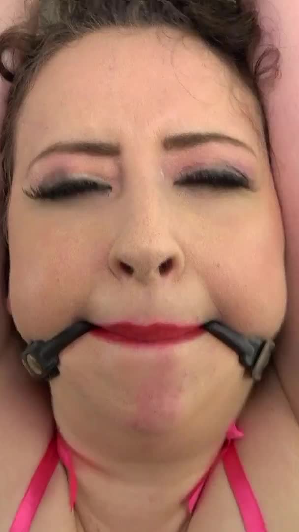 Pascal SubSluts : Ball Gag and Domination