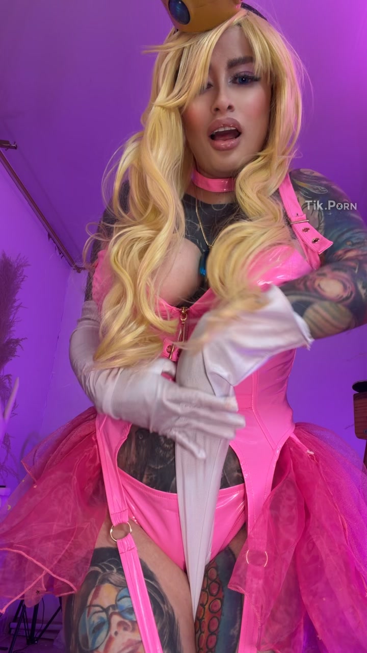 AngelaCIanuro Teasing and Sexy Lingerie gratis hd