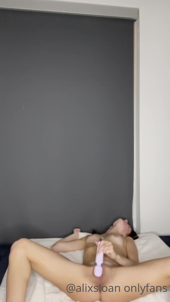 Alix Sloan Orgasm and Shaved Pussy Solo Brunette