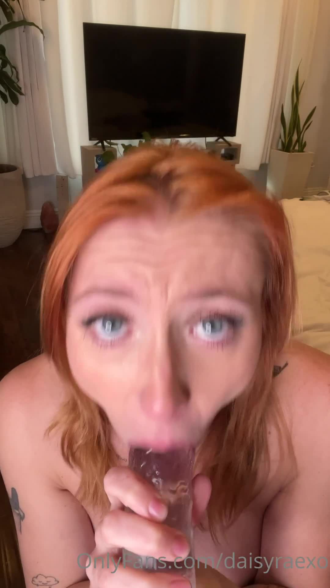 Daisy Rae Sextoy in the mouth and Tattoo hd xxx