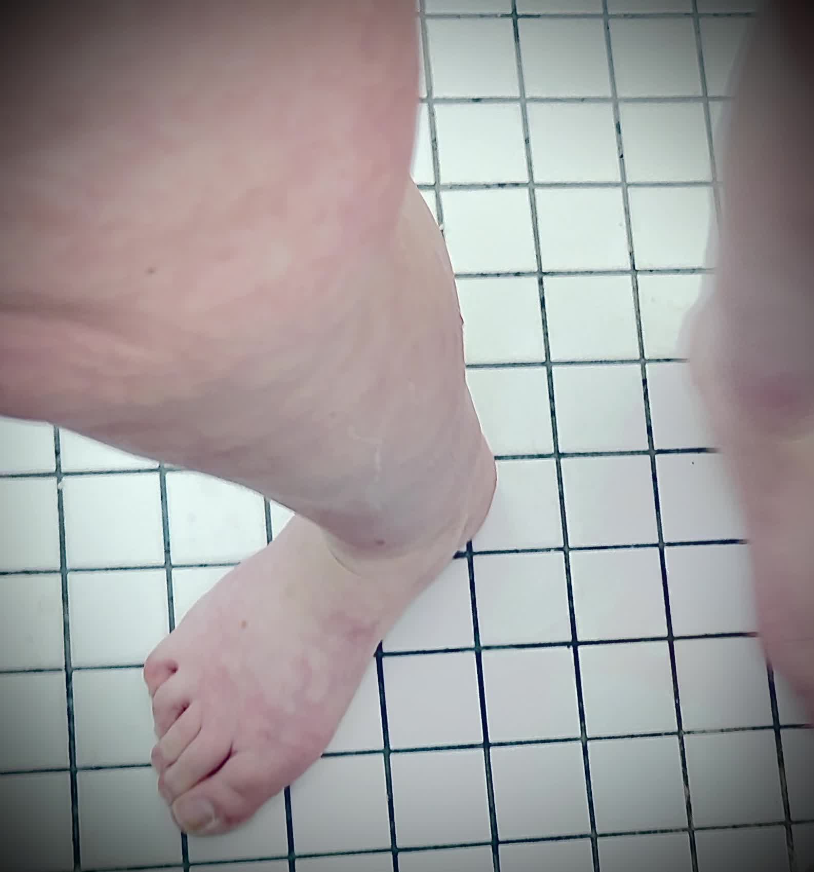 Gratis Pissing and BBW Hairy Pussy Fetish Amateur