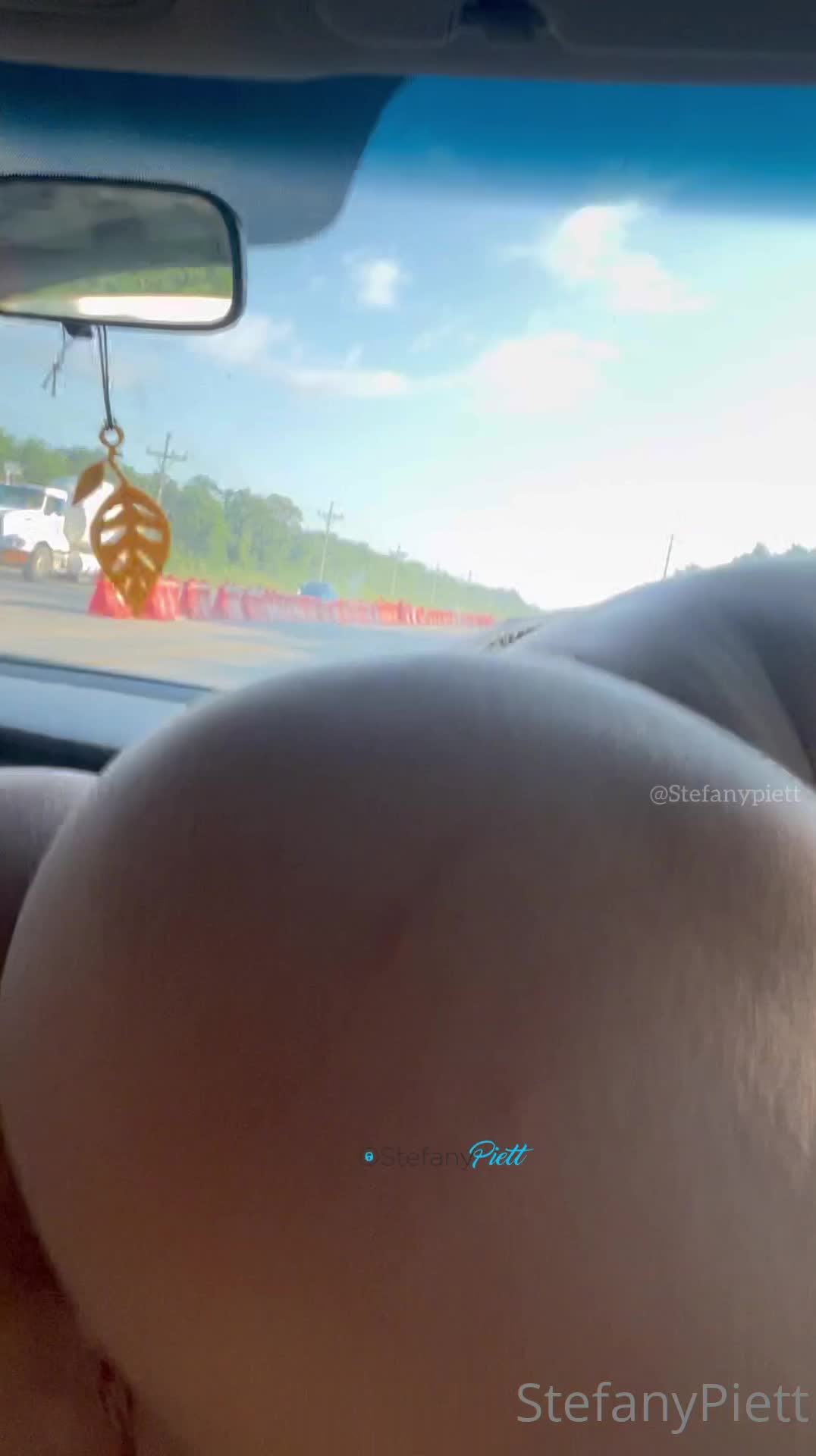 StefanyPiett Twerk and Latina Lesbian hd sexy sex