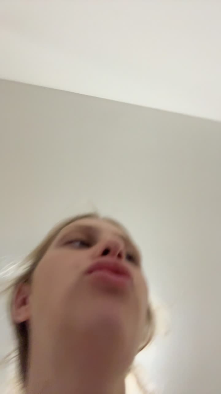 Elisablonde Anal Sextoy and French Domination xxx