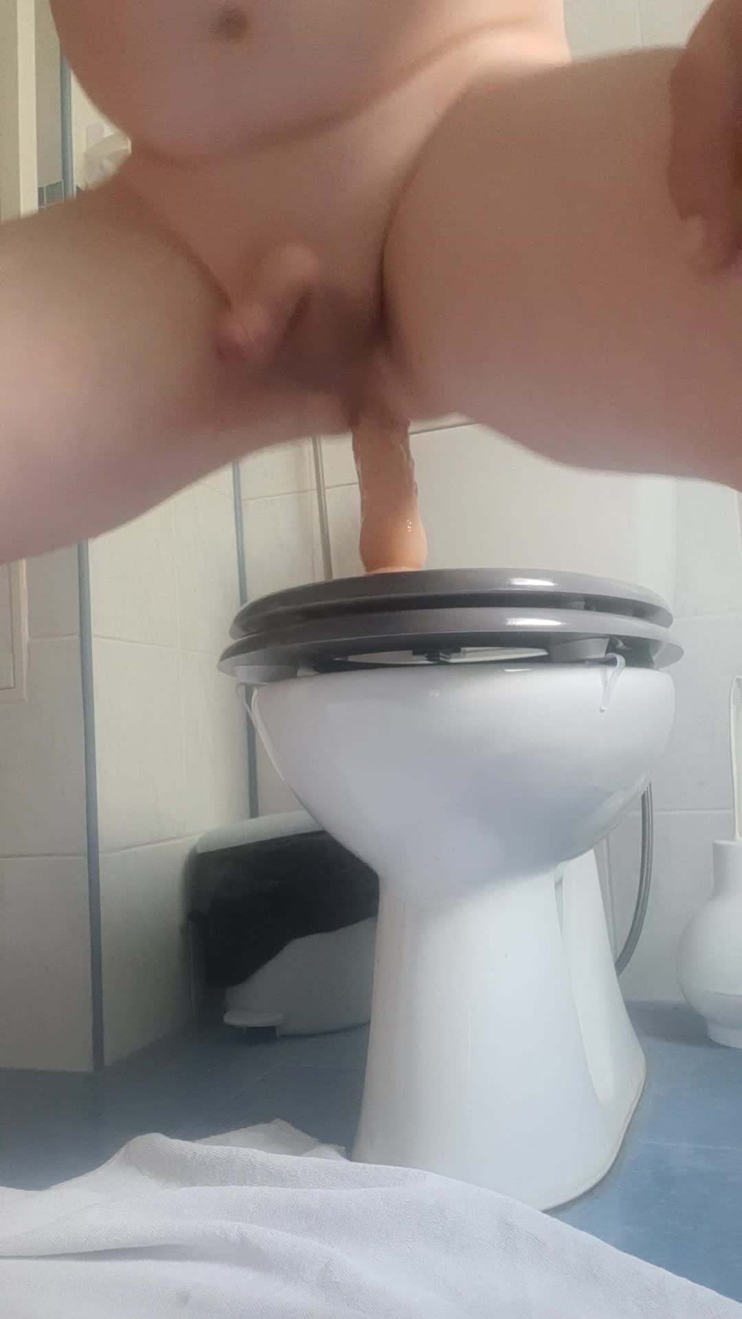 Male Sextoy and Solo man 907